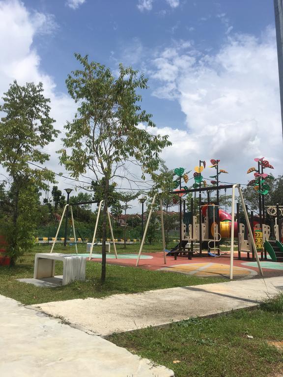 Puncak Alam Allamanda Suite Bandar Puncak Alam Kültér fotó